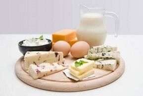 Ovos, produtos lácteos baixos en graxa e produtos lácteos fermentados para unha dieta proteica